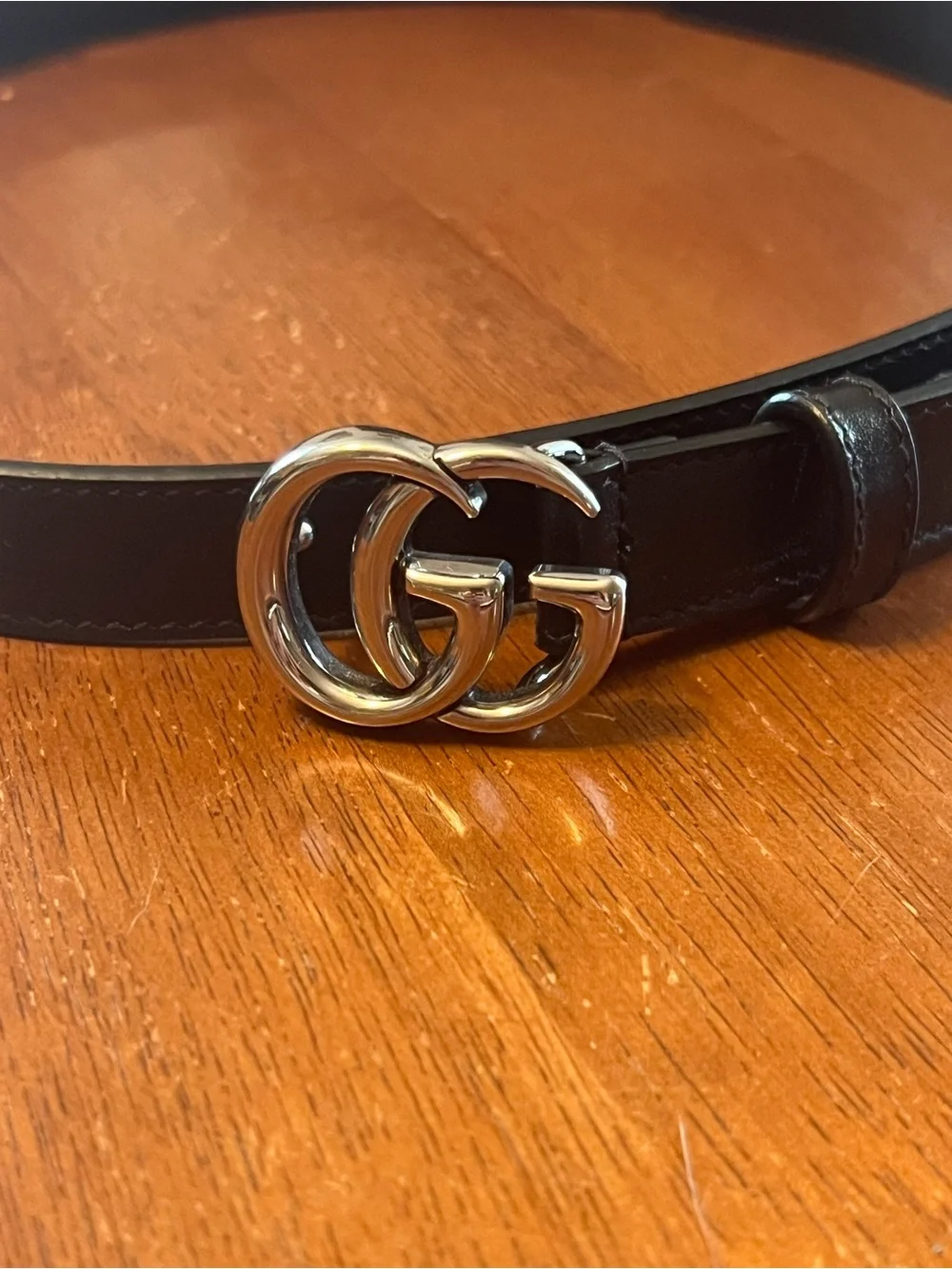 Gucci Black Leather Signature-Stamped Women's Belt